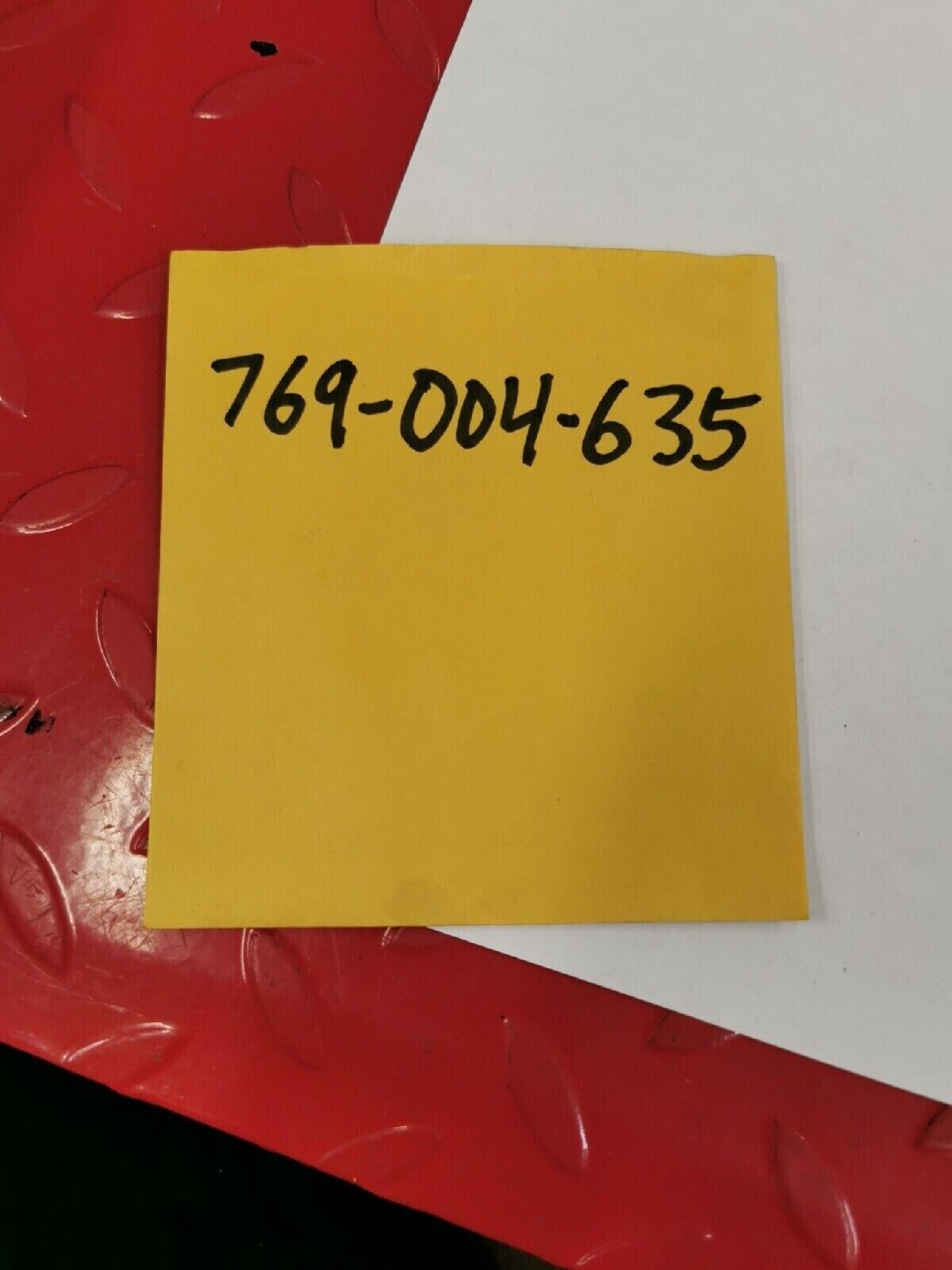 NOS PUCH BOMBARDIER MAXI  CIRCLIP  769-004-635 P3