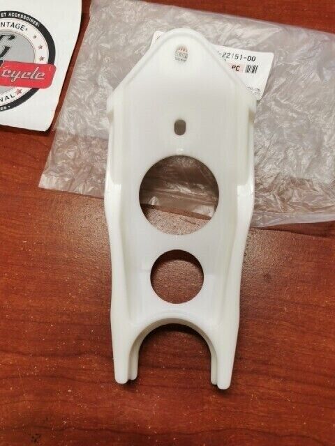 NEW NOS Yamaha IT200 YZ125 YZ250 YZ490 GUARD SEAL 39W-22151-00-00 Y107