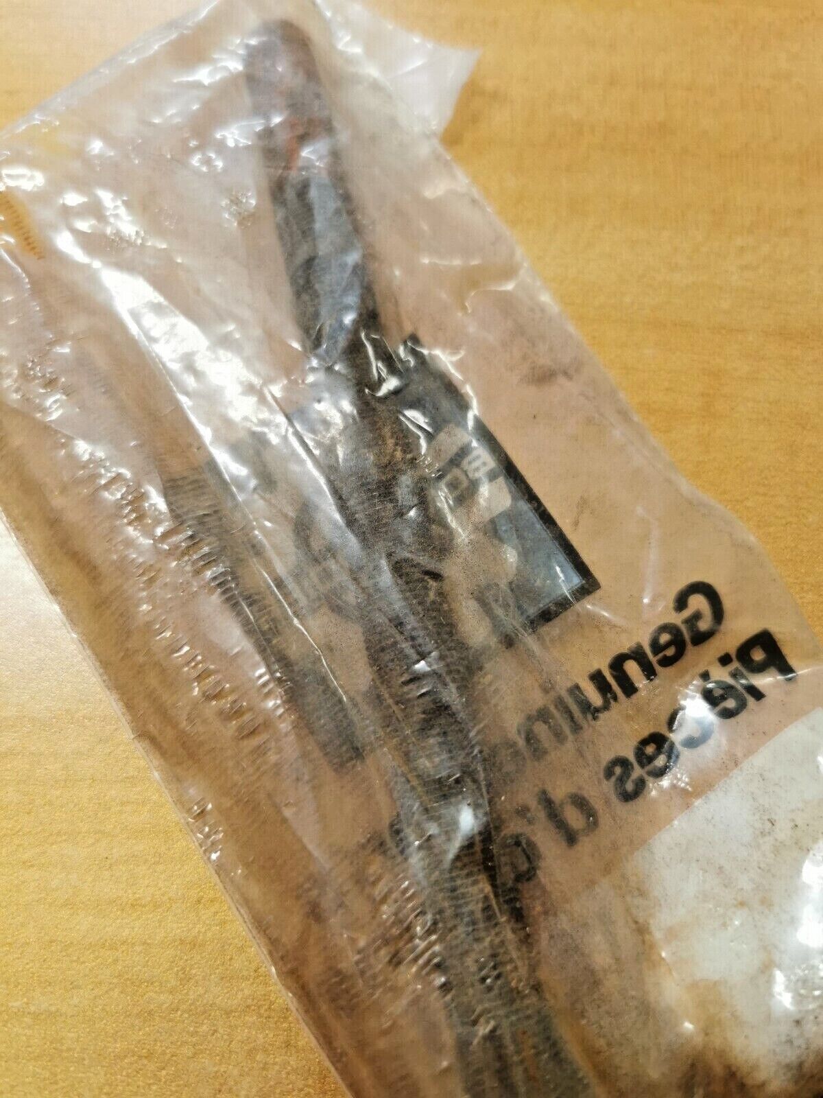 NOS BOMBARDIER PUCH MAXI  AXLE REAR WHEEL  773-490-213  P1