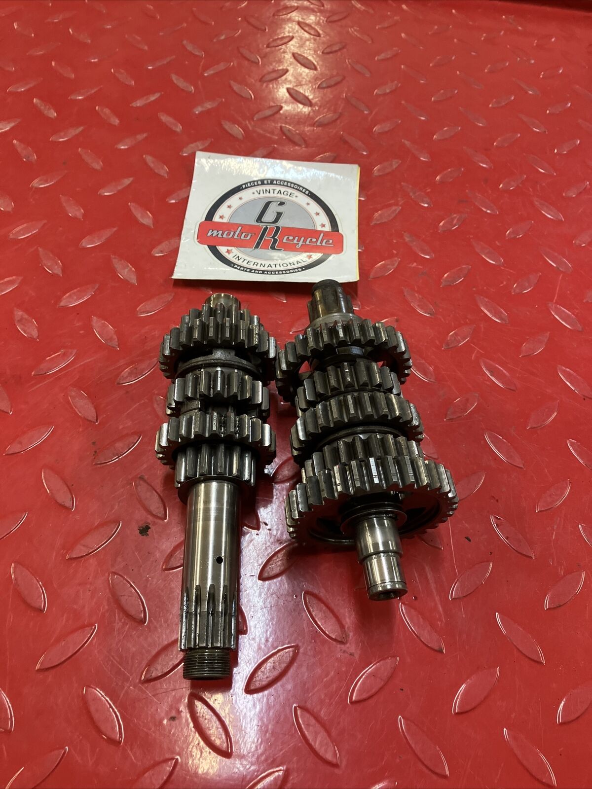 Yamaha YZ400 1977 transmission mainshaft countershaft main counter shaft gear