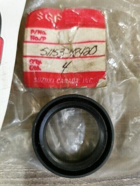 NOS SUZUKI DRZ125 2003 - 2013 TS125 TS100 RM80 SEAL OIL 51153-48420 S54