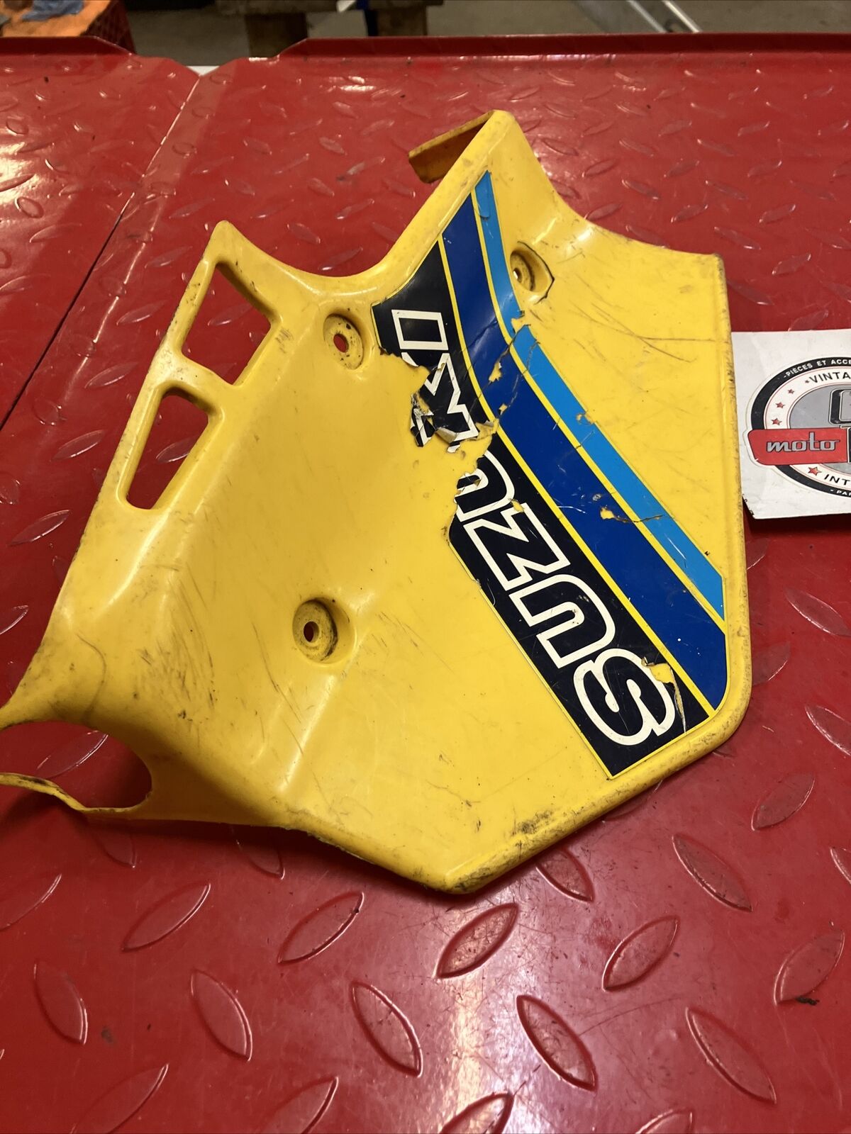 Suzuki RM80 1984 Left radiator shroud cover