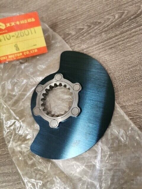 NOS SUZUKI TS100 TC100 1973 - 1977 VALVE CRANKSHAFT 12410-25011 S41