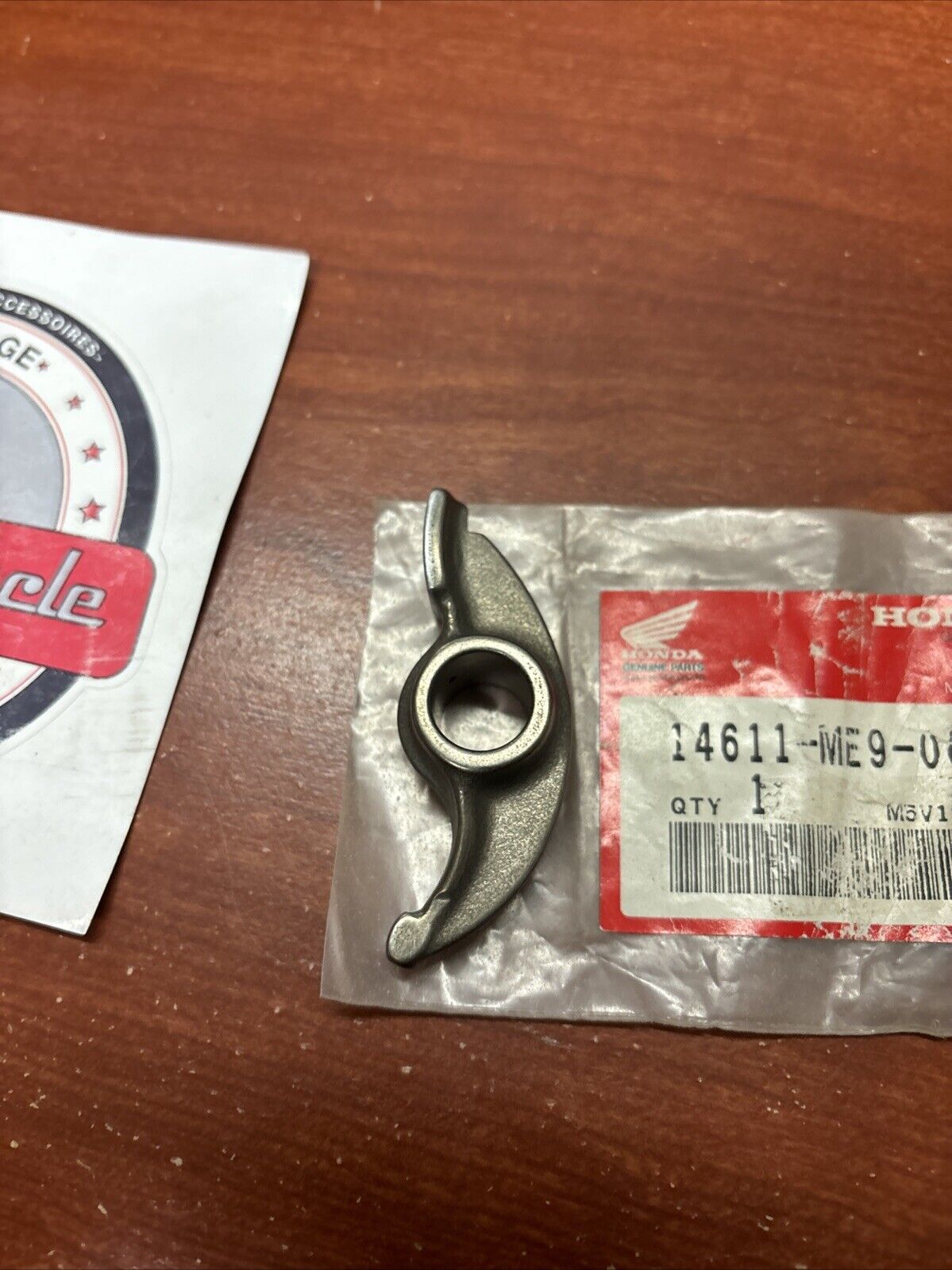 NOS Honda NV750C VT1100C VT700C VT750C VT800C ROCKER ARM 14611-ME9-000 H171