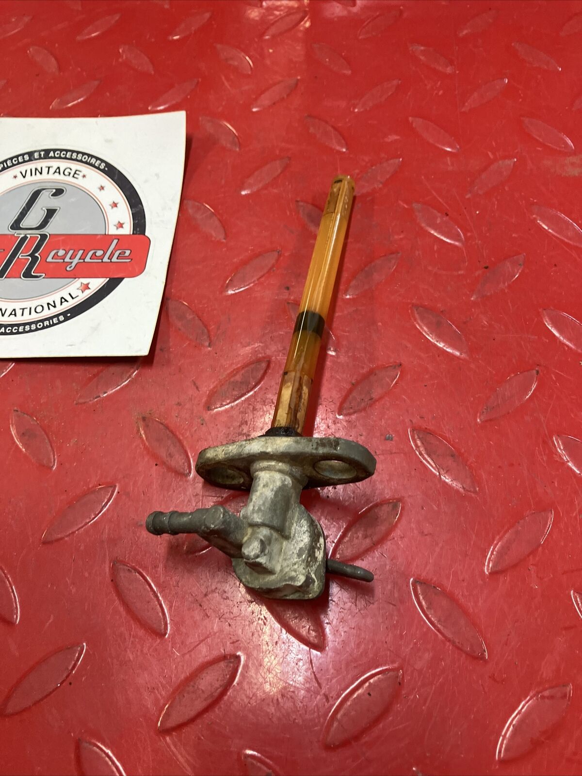 Honda XR200R 1996 fuel tank cas petrol reservoir valve petcock