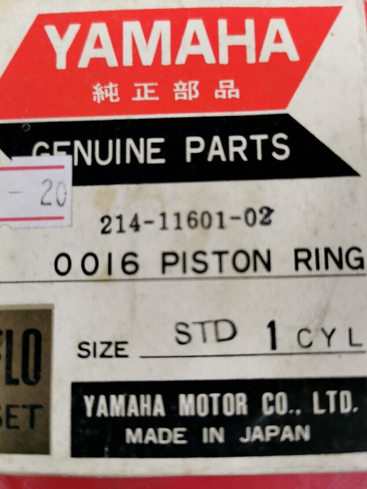 NOS YAMAHA DT1 1968 - 1970  PISTON RING SET STD  214-11601-02-00   Y51