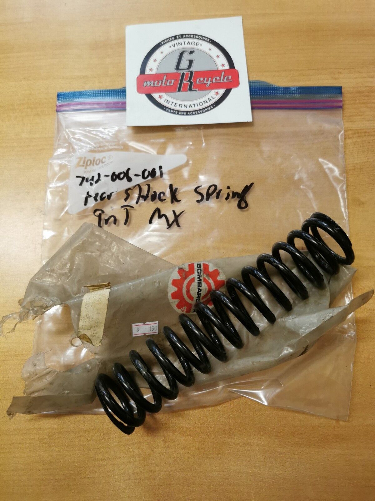 NOS Can-Am TNT MX REAR SHOCK SPRING 742-006-001 CA1