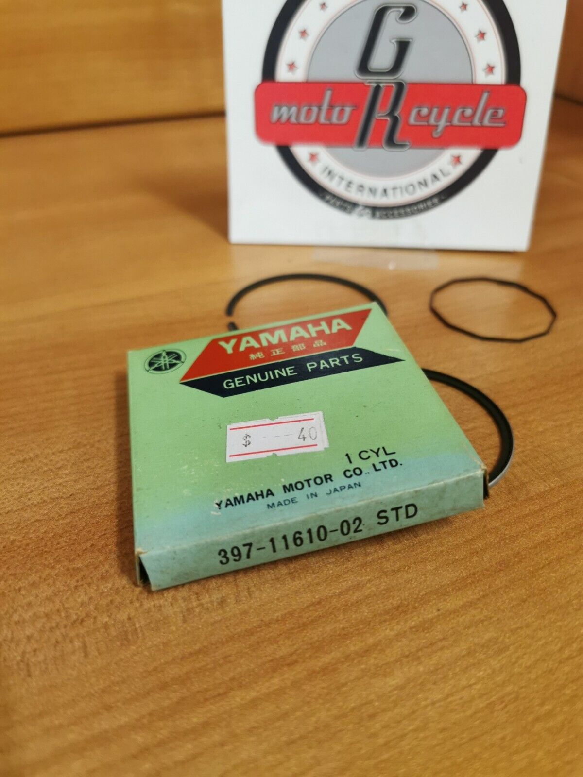 NOS YAMAHA RD200 1974 - 1976 PISTON RING SET STD 397-11610-02-00 Y48