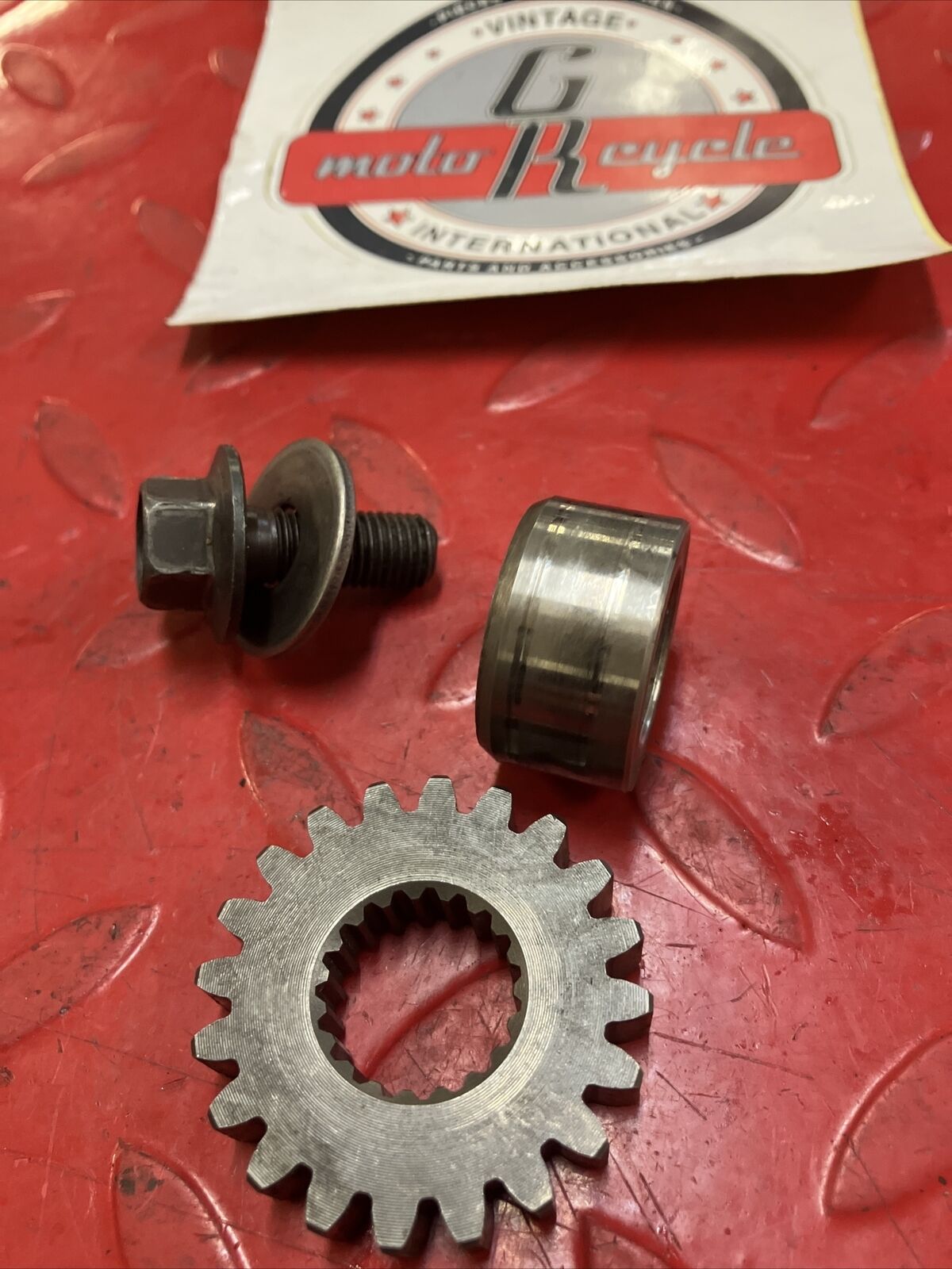 Honda CR125R 1984 primary drive gear bolt washer 1984 1985 1986 20T 2
