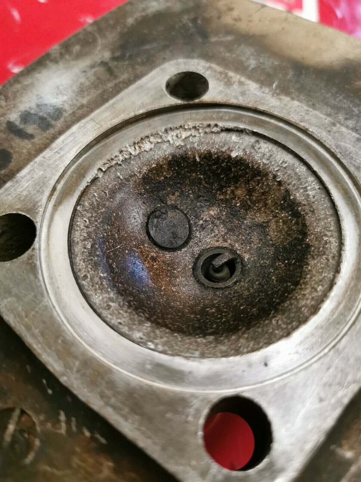 Suzuki TS185 1974 cylinder head jug barrel cover 1975 T