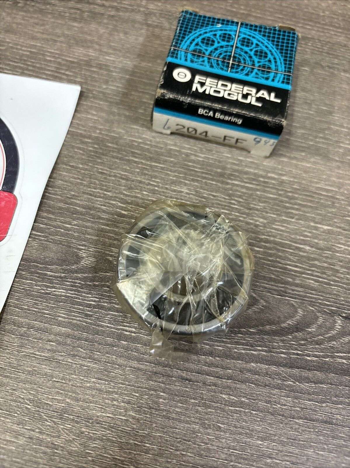 NOS FEDERAL MOGUL BCA BEARING 204-FF J62