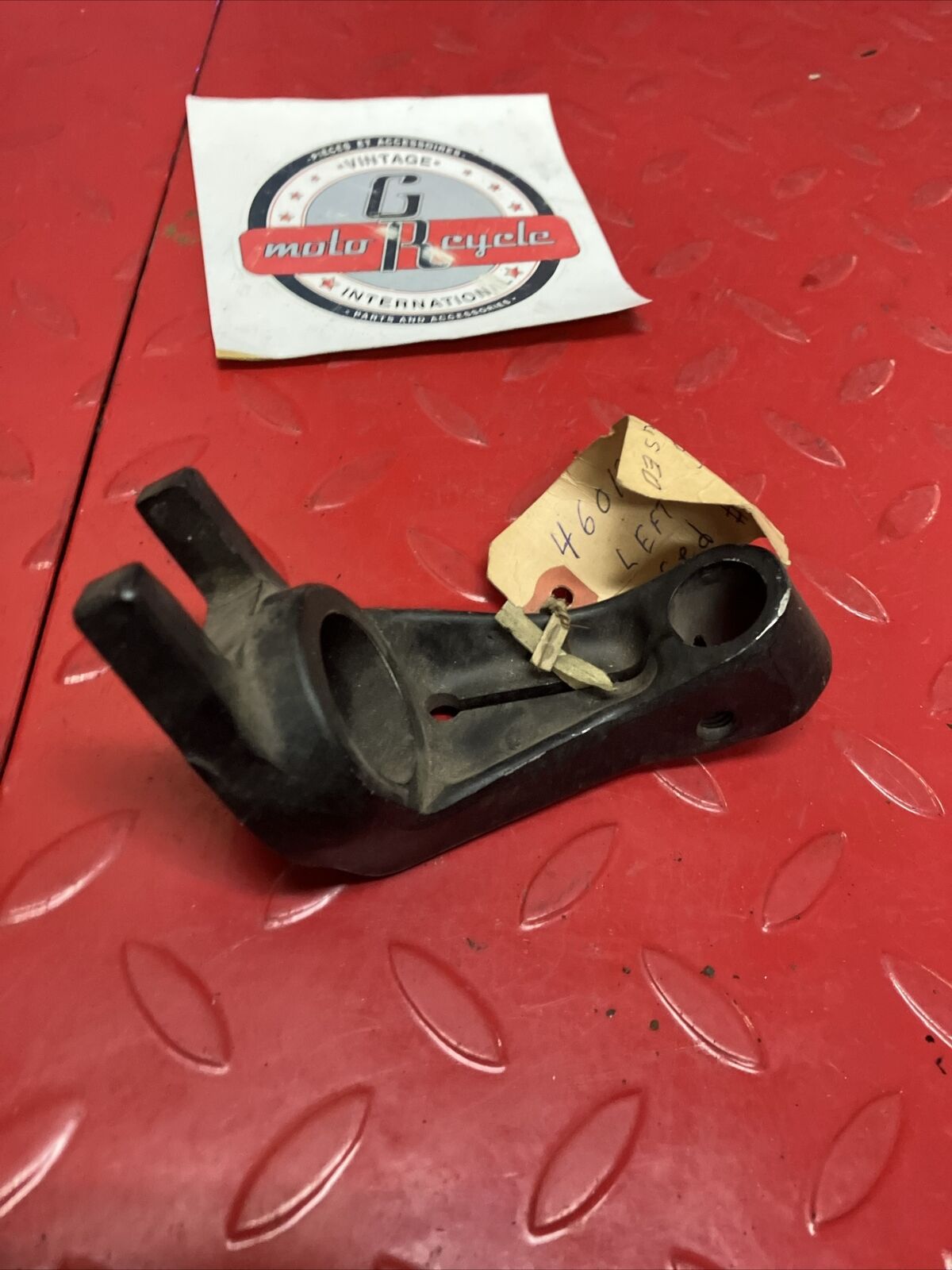 Kawasaki GPZ 550 750 1100 ZX550 ZX750 ZX1100 Left handlebar holder clamp U3