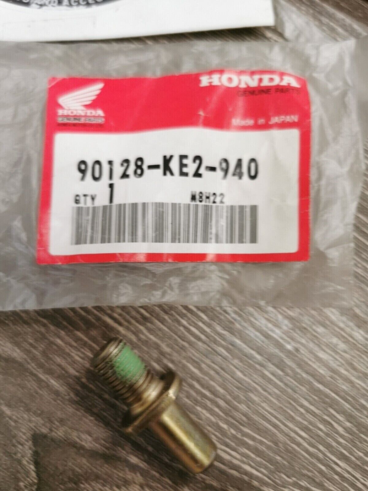 NOS HONDA XL125 BOLT 90128-KE2-940 H57