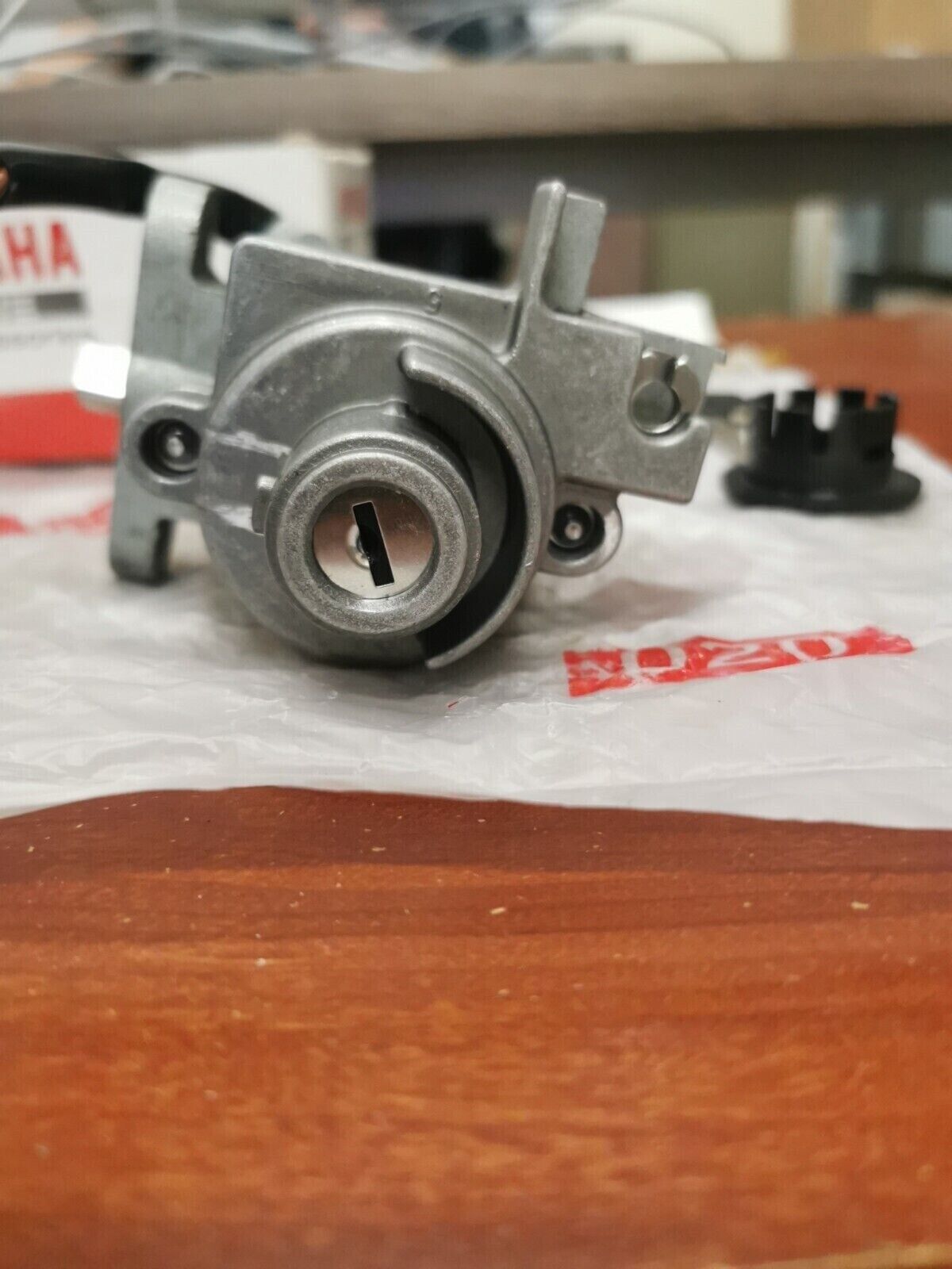 NEW Yamaha YW50 MAIN SWITCH STEERING 5PJ-H2501-00-00 Y85