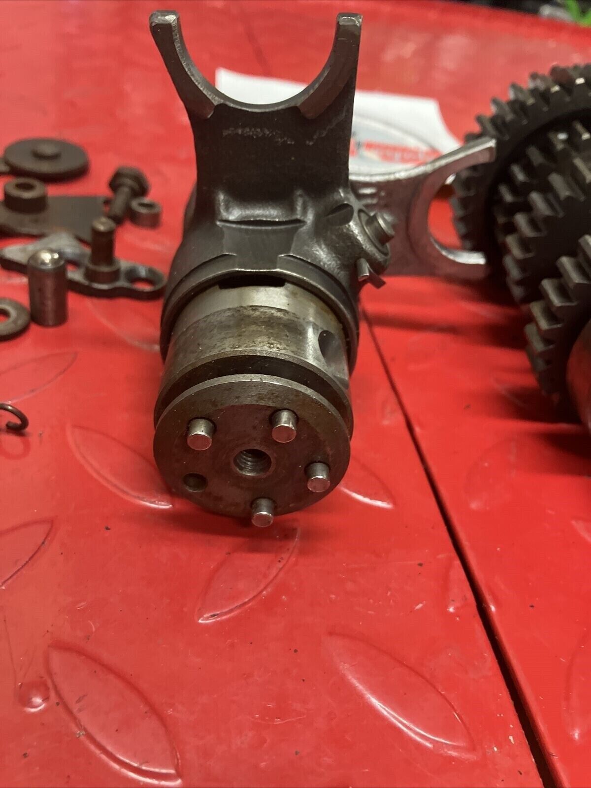 Suzuki TS125 1977 transmission shaft gear gearshift gear shift drum cam forks