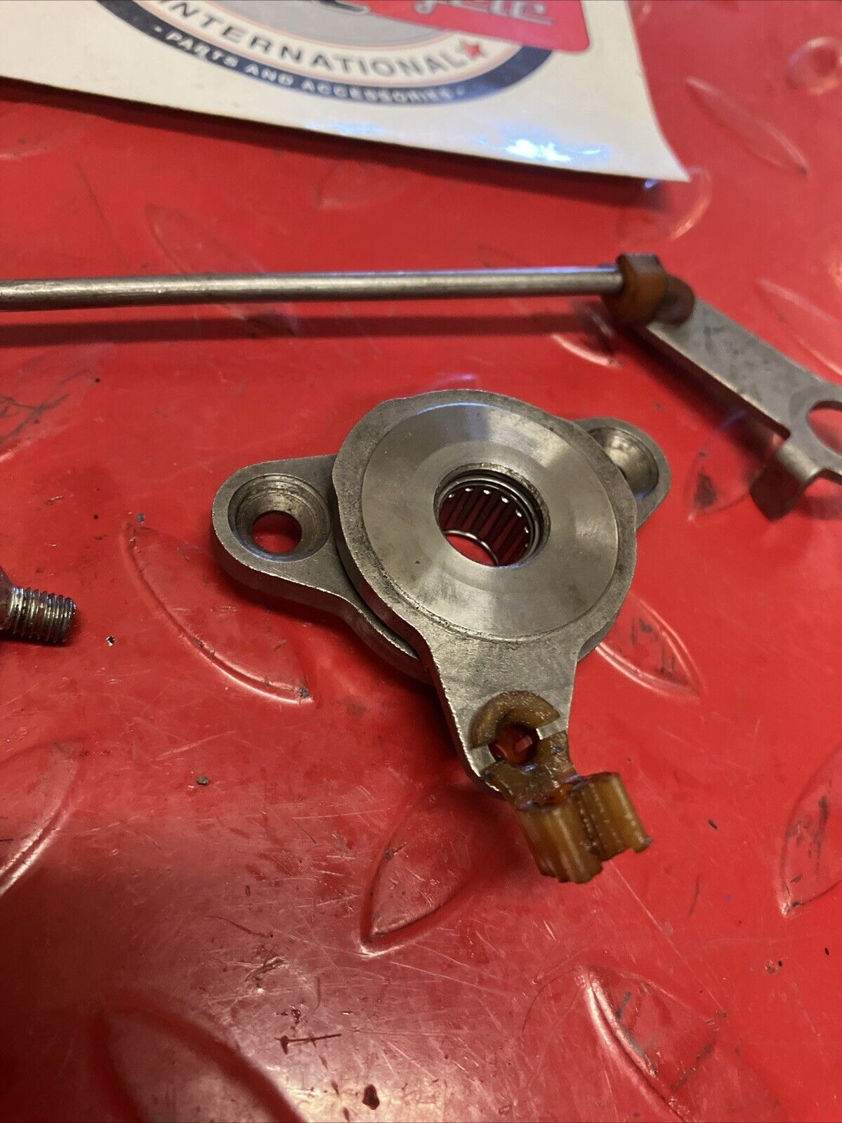 Suzuki RM250 1987 Exhaust power valve actuator rod
