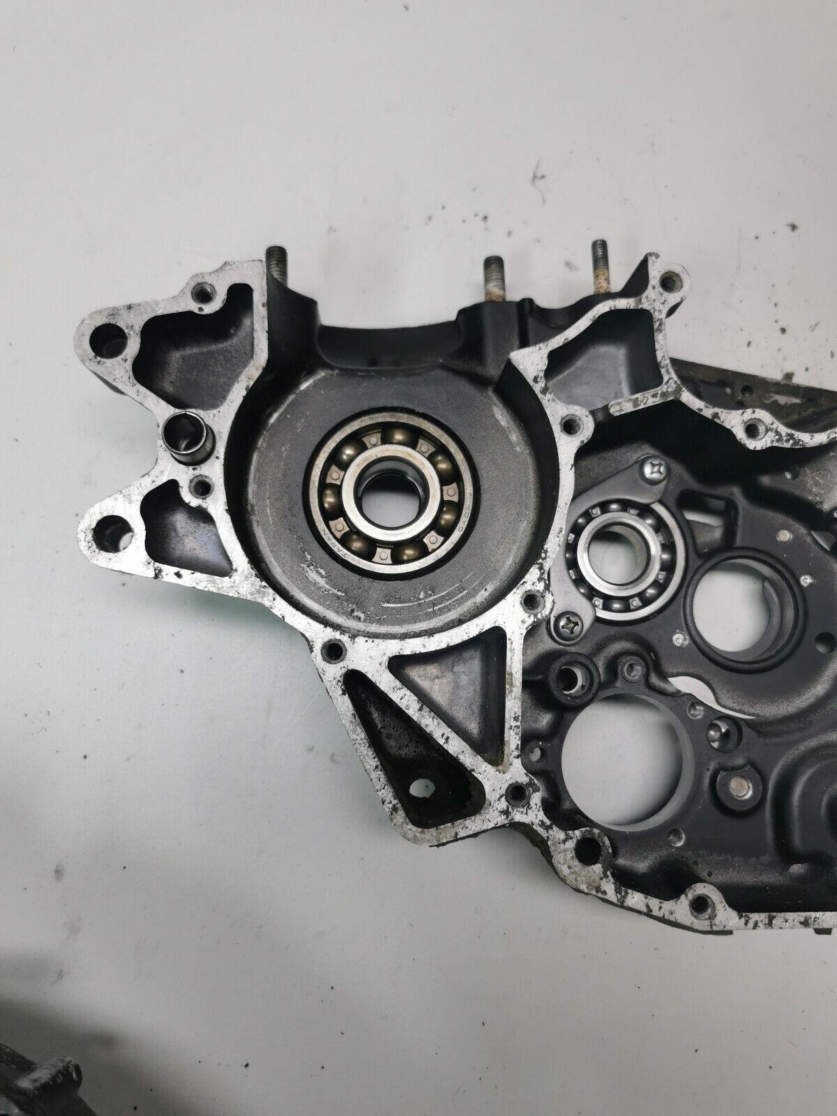 Suzuki PE175 1982 right left crankcase crank case 1983 1984
