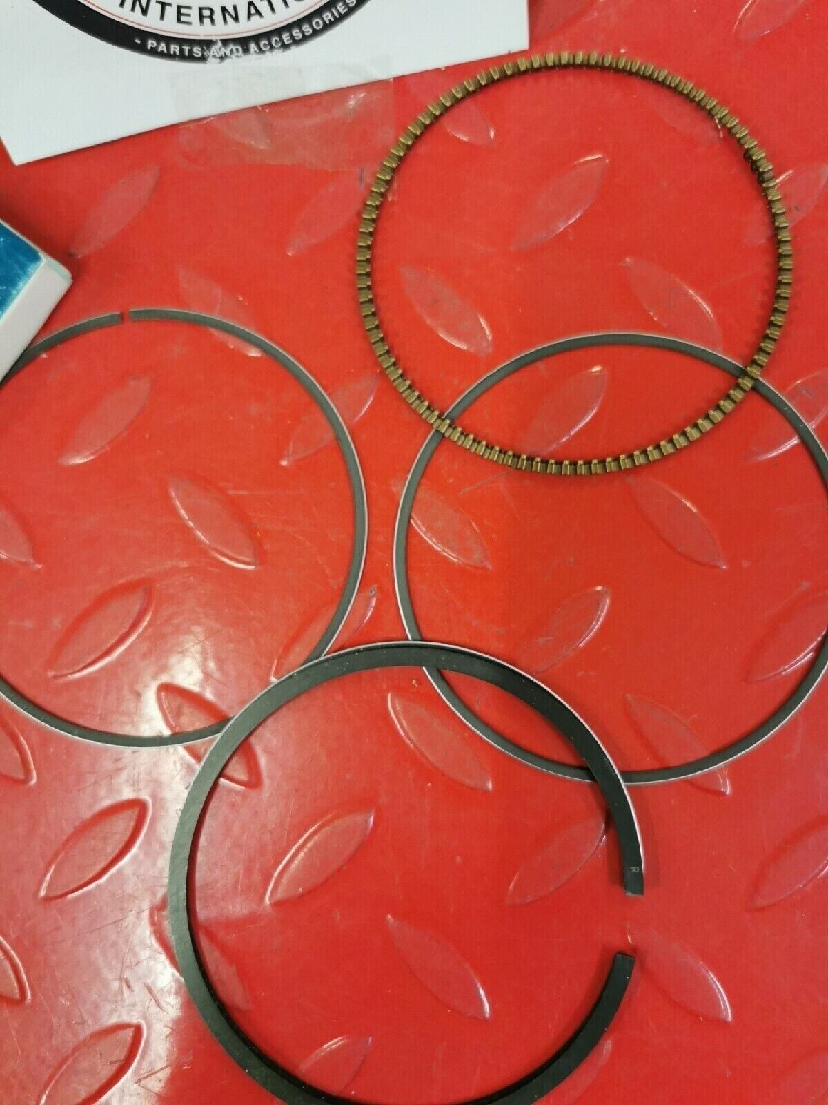 NOS YAMAHA  XV1600 XT600 1988 - 2003   PISTON RING SET  34L-11610-00-00 Y51
