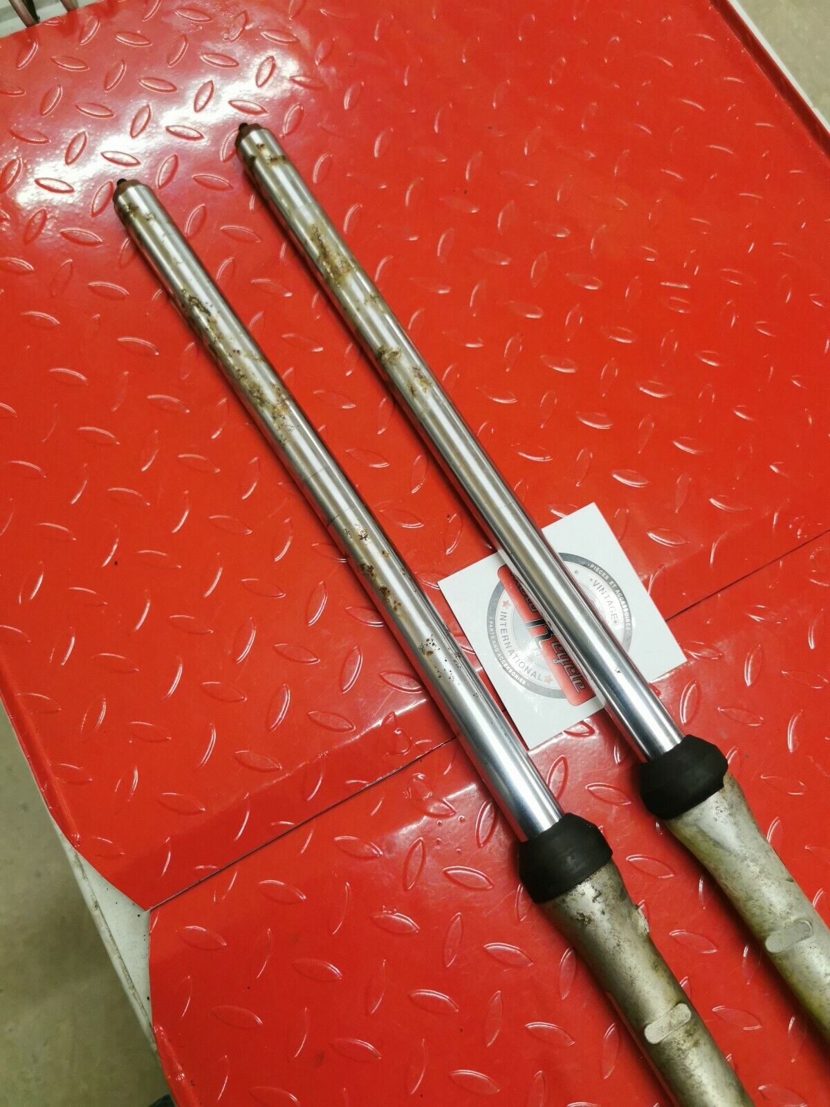 Yamaha YZ80 1981 front forks shock absorber suspension damper 1980 1982