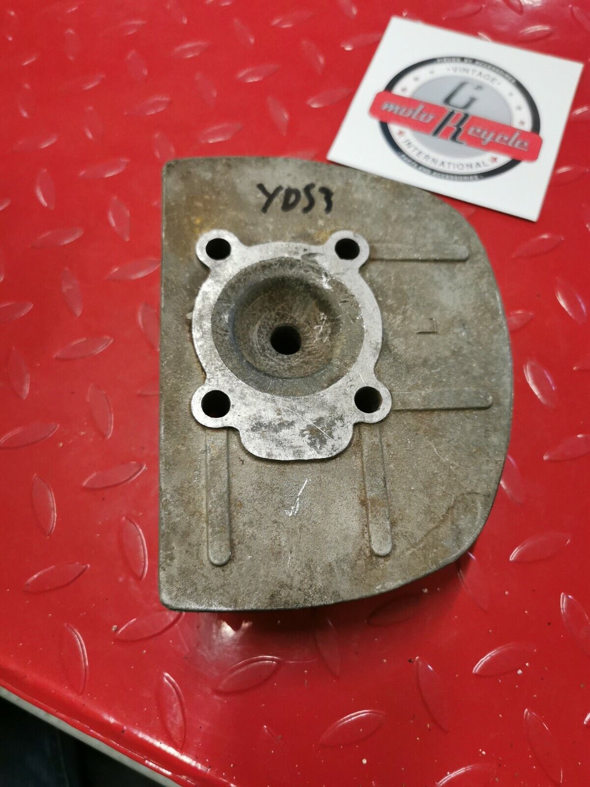 Yamaha YDS3 left cylinder head jug barrel cover 1965 1966 T