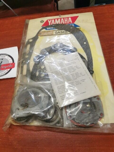 NOS Yamaha 1976 XS650C COMPLETE GASKET KIT 584-00000-20-00 584-W0001-01-00 Y133