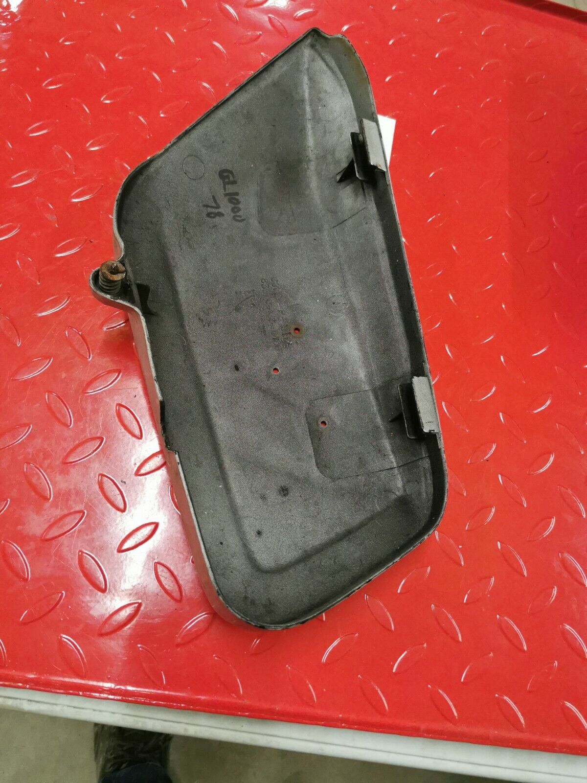 Honda GL1000 1978 goldwing 1000 Gold wing right side cover panel fairing 1979