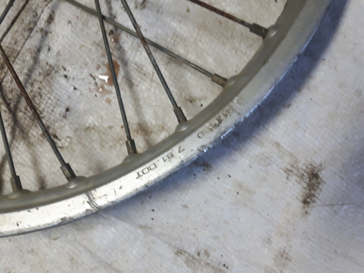 Honda XR200R 1983 front wheel rim hub 44601-KB9-010 .