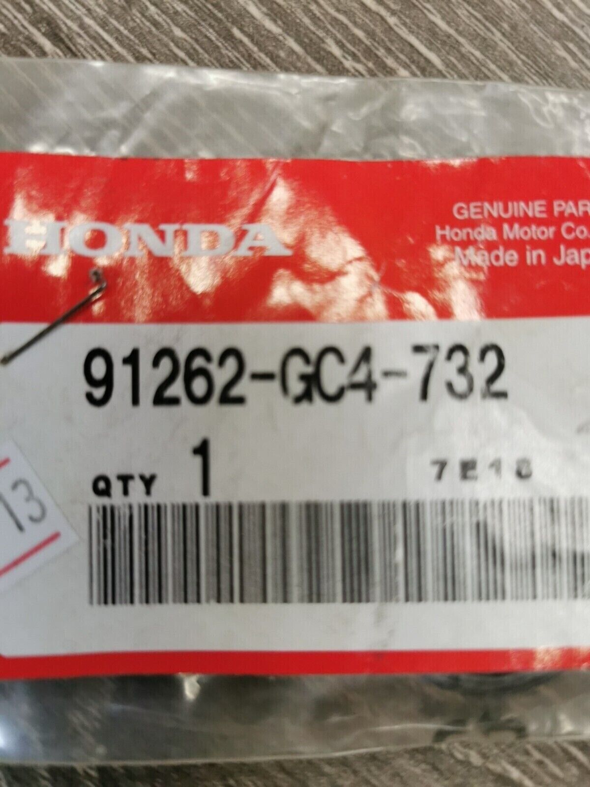 NOS HONDA XR100R SEAL 91262-GC4-732 H57