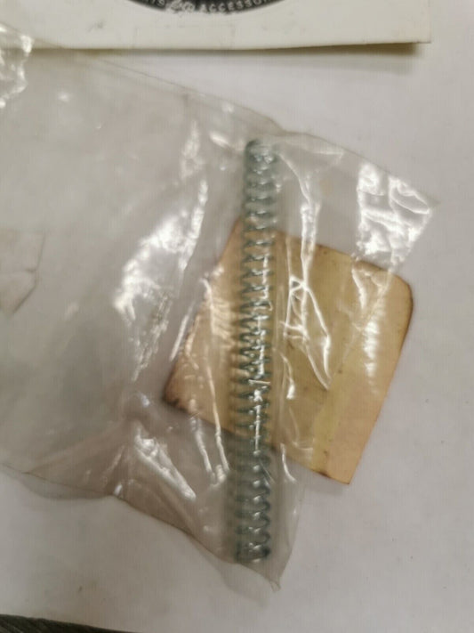 NOS SUZUKI GT185 80K TS50 RM125 BRAKE ROD ADJUSTING SPRING 09440-09004 S27