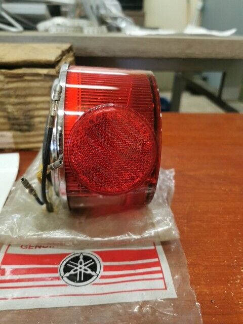NOS Yamaha TX500 TX650 TAIL LAMP UNIT 371-84710-60-00 SUB 371-84710-61-00 Y171