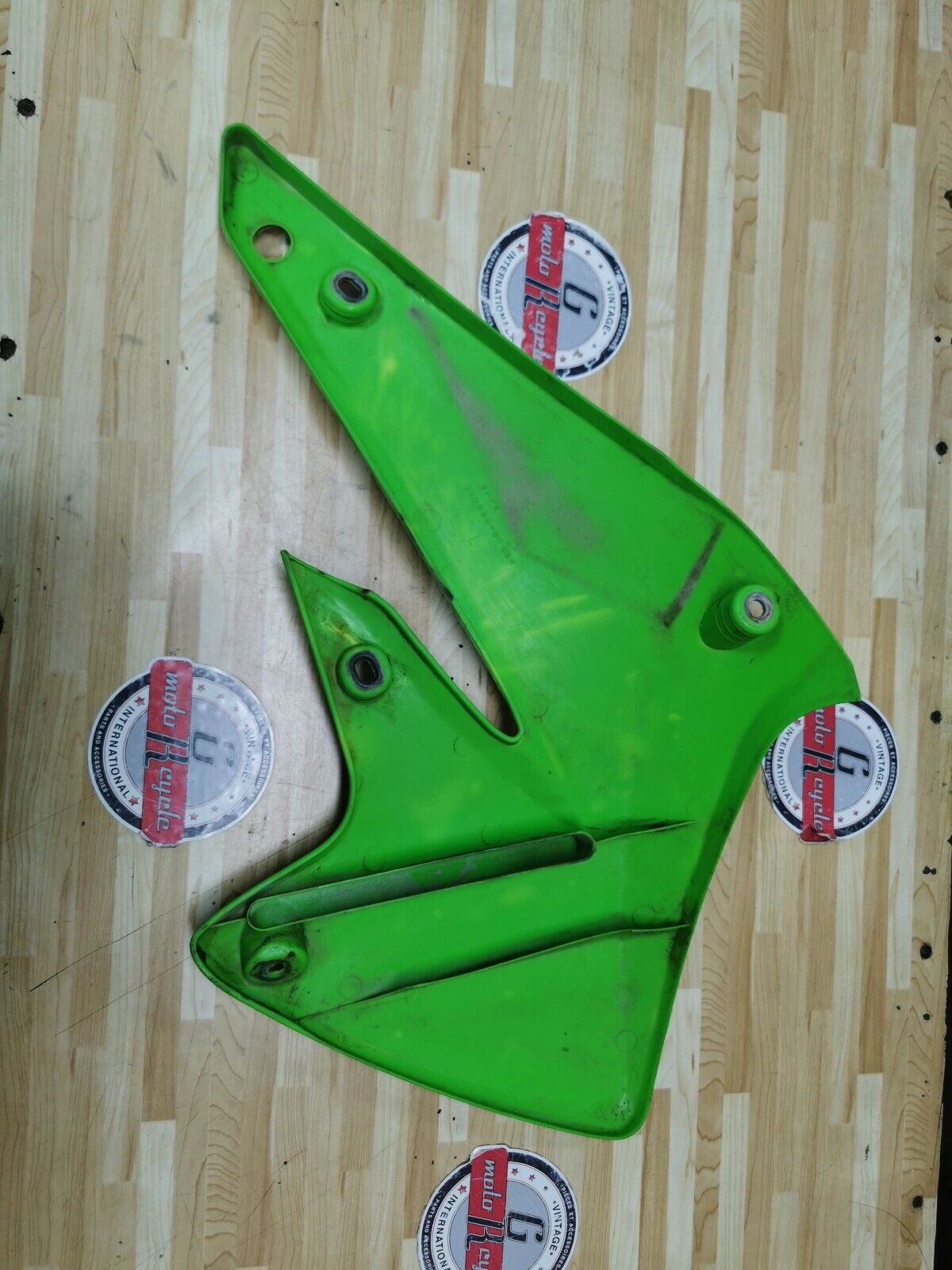 Kawasaki KX250F 2005 left fuel tank radiator shroud cover panel