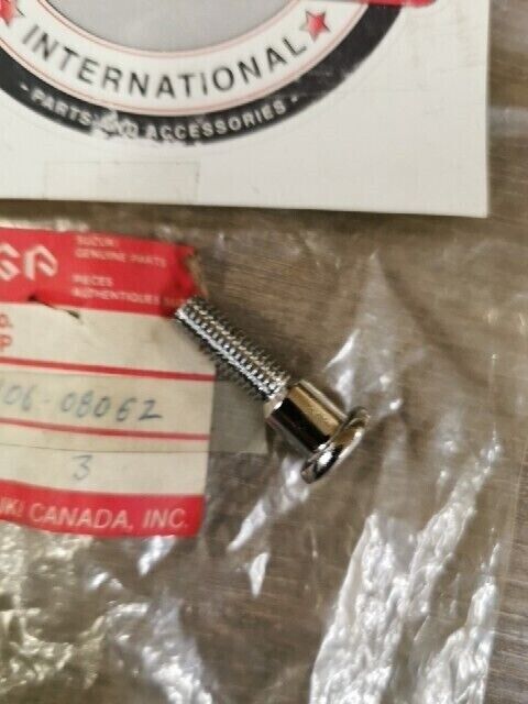 NOS SUZUKI GS1150 GS1150EF GS1150EG VS1400 SV1000S BOLT 09106-08062 S47