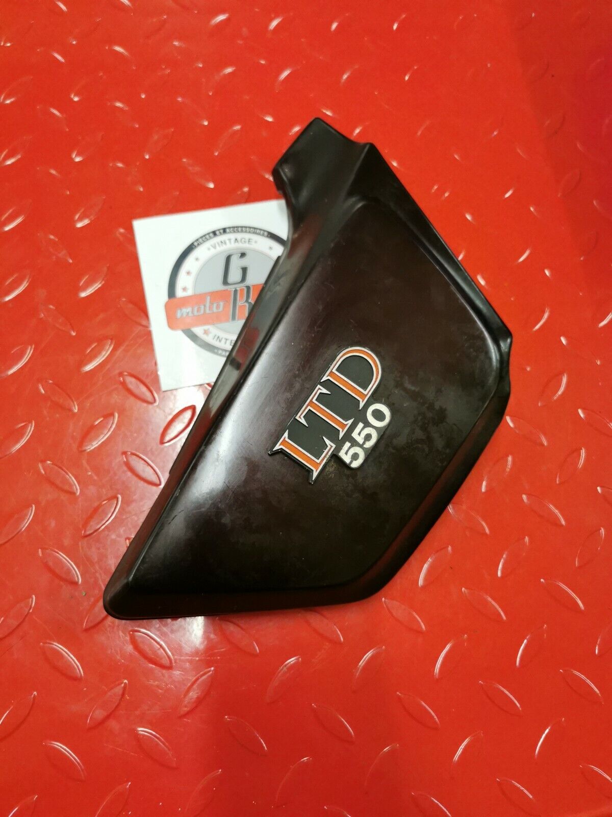 Kawasaki KZ550 LTD 1983 right side cover panel fairing