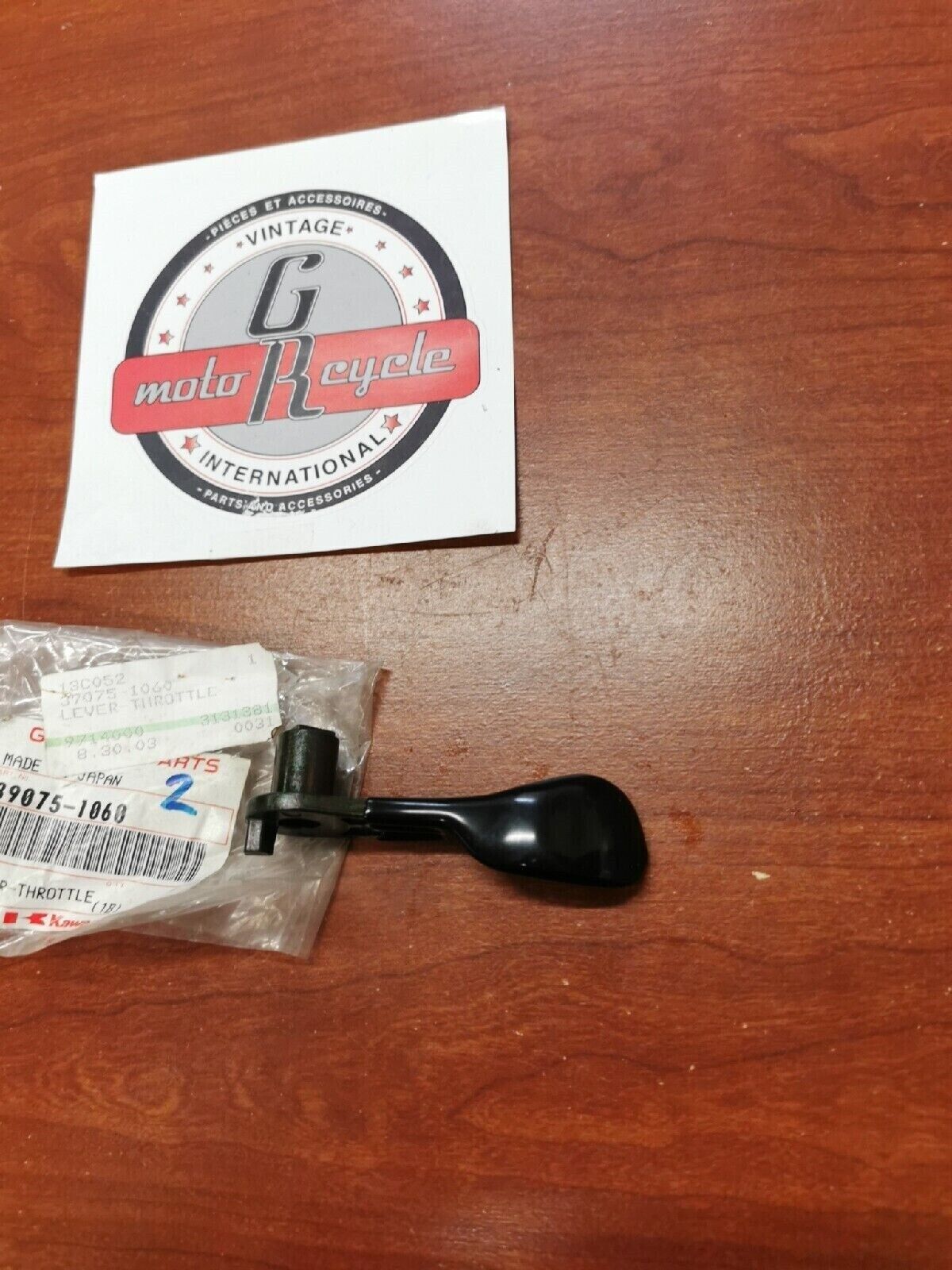 NEW NOS Kawasaki KLF250 KLF220 LEVER THROTTLE 39075-0031 SUB 39075-1060 K26