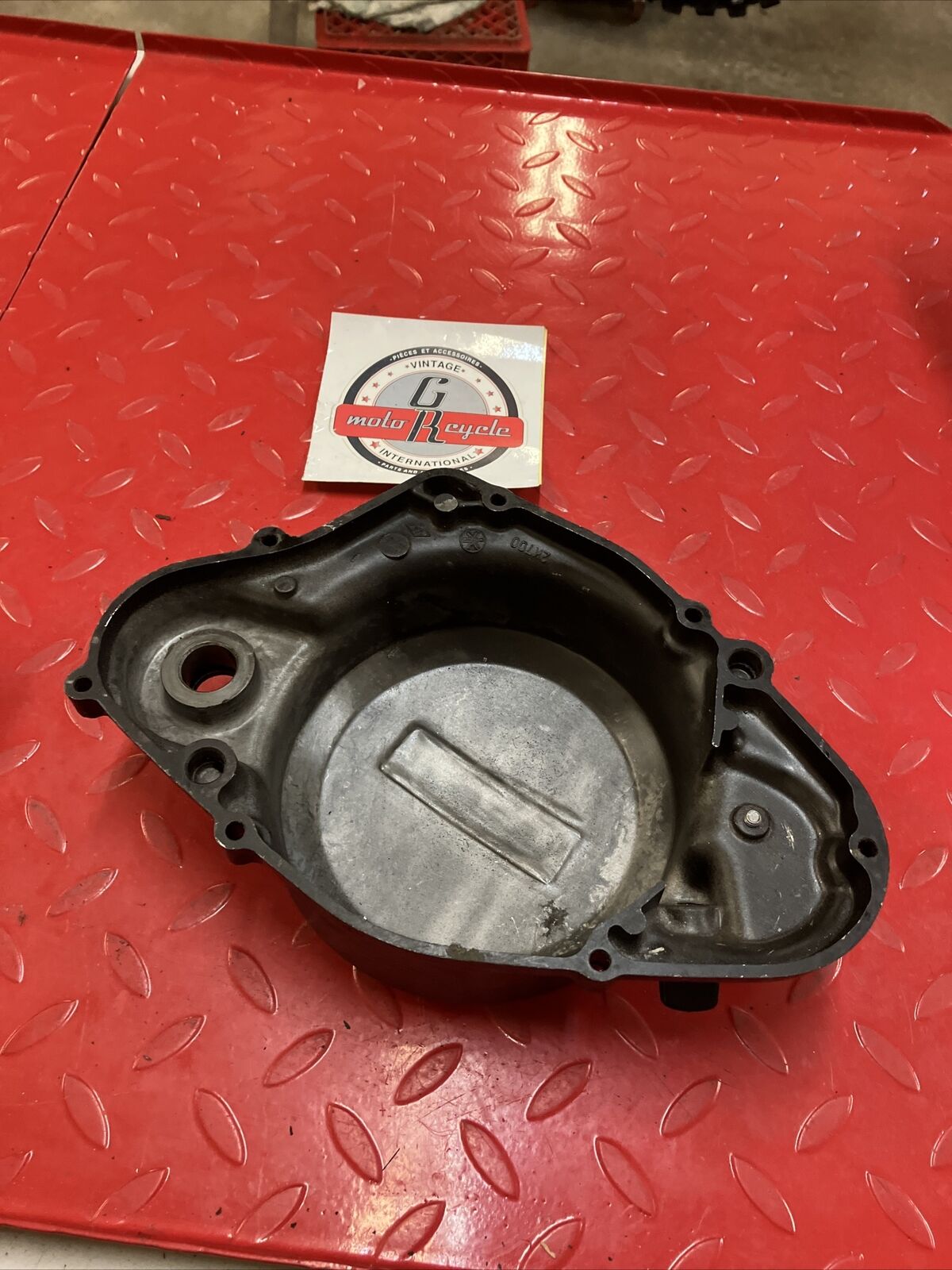 Yamaha YZ250 1979 right crankcase clutch cover IT250 IT400 YZ400 IT425