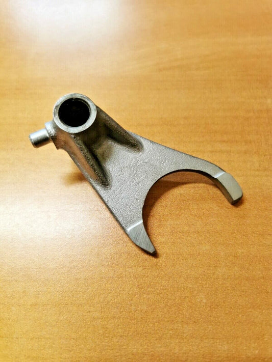 NOS SUZUKI FORK GEAR SHIFT 25231-14A01 25231-14A00 S6