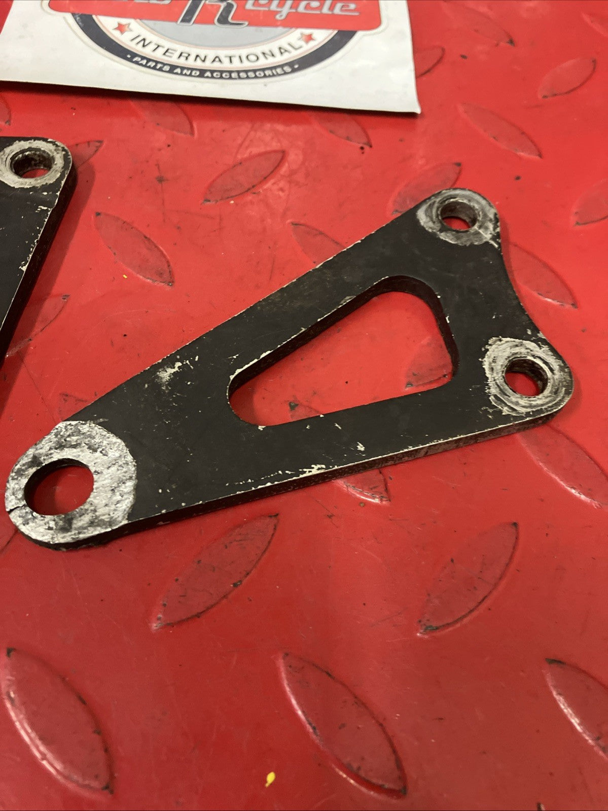 Honda CR250R 1984 Engine motor mount head hanger mounting plate bracket