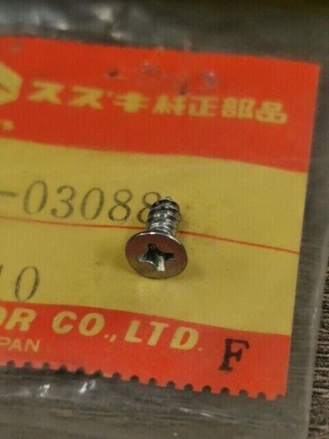 NOS SUZUKI GS400 GS550 GS750B GS850 SCREW 03121-03088 S46
