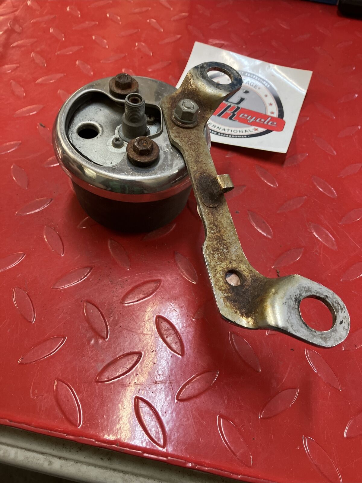 Honda CL350 1970 tachometer tach meter bracket T
