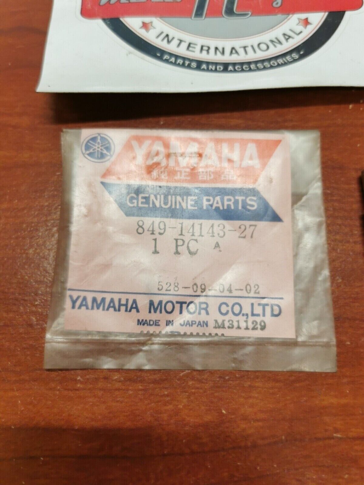 NOS Yamaha 1974 GP292 GP246 1976 GP300 MAIN JET #135 849-14143-27-00 Y100