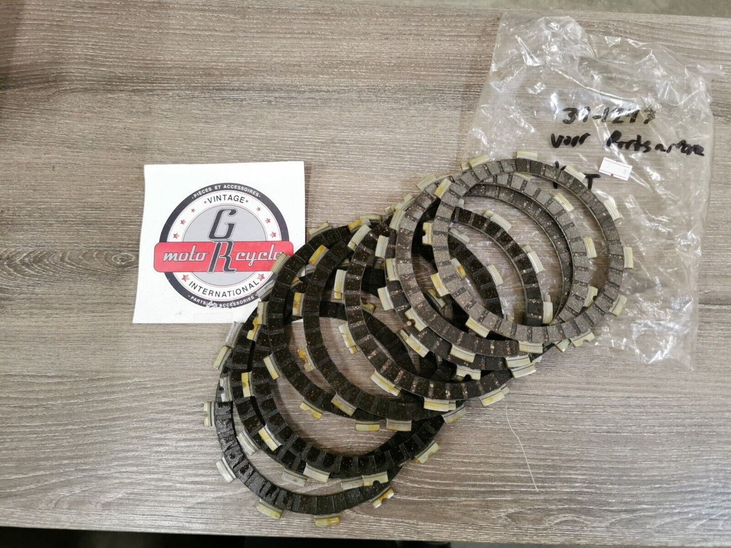 NOS Suzuki GN125E 1991 -1997  GSF250 1994 - 1995 Clutch Plate QTY 10 39-1243 J25