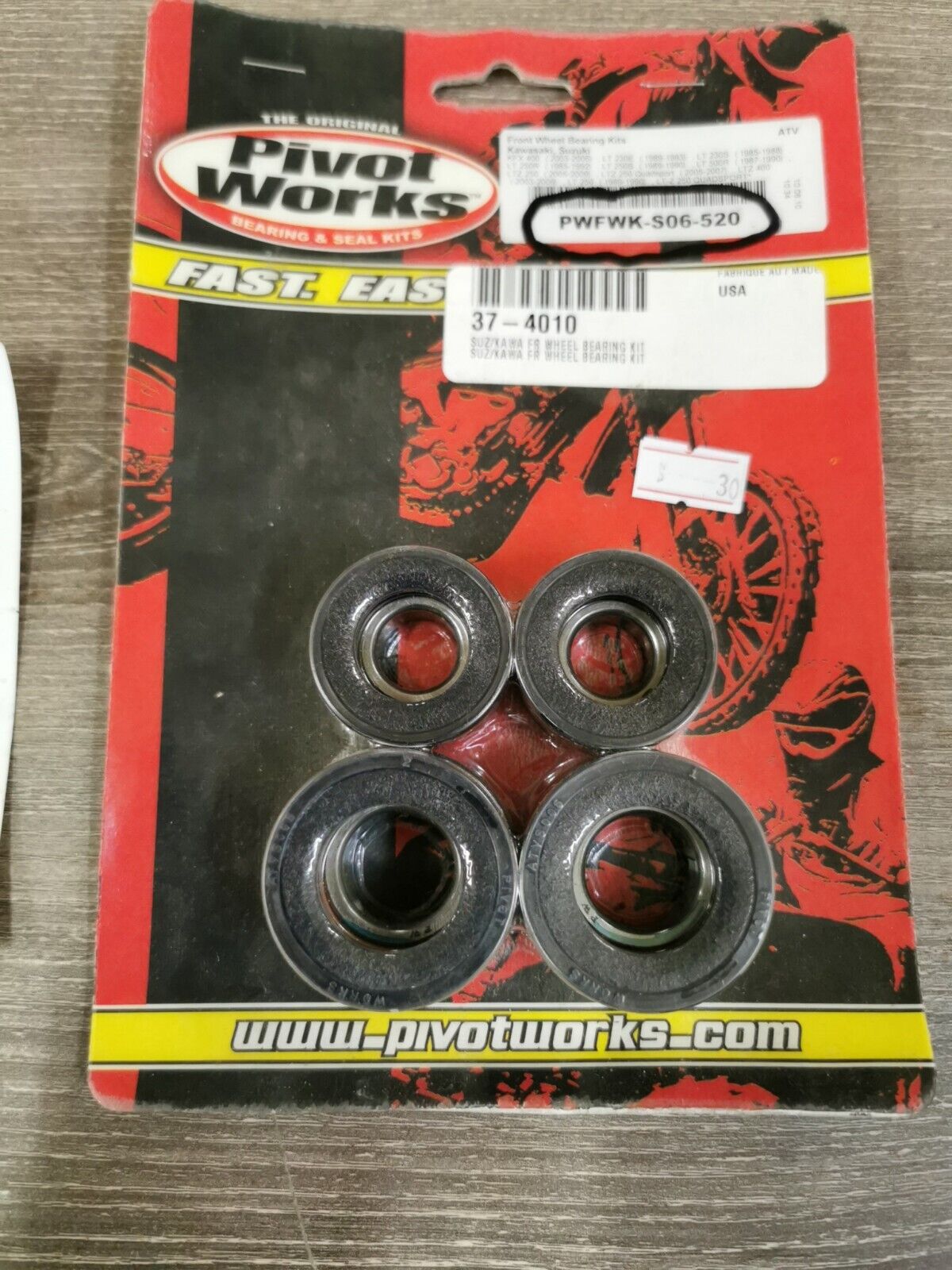 NOS PIVOT WORKS KFX400 LT230E FRONT WHEEL BEARING KIT PWFWK-S06-520 J52