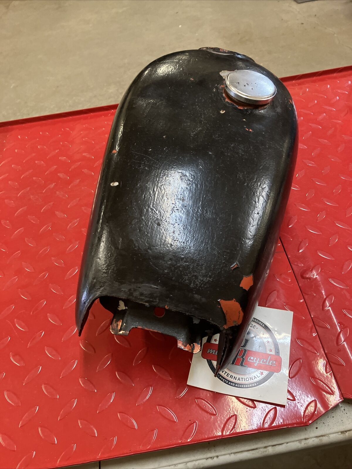Honda CB175 1973 K7 fuel tank gas petrol reservoir valve petcock cap
