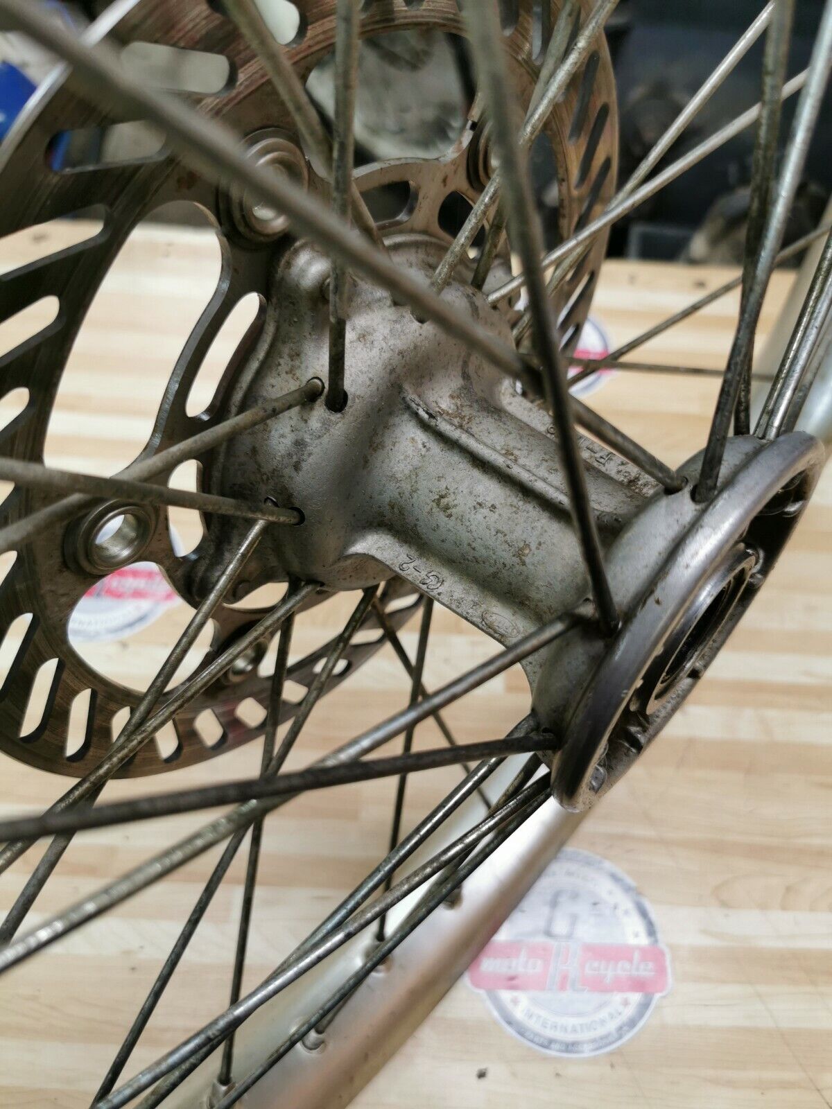 Kawasaki KX125 2002 front wheel hub rim 2001 41090-1142