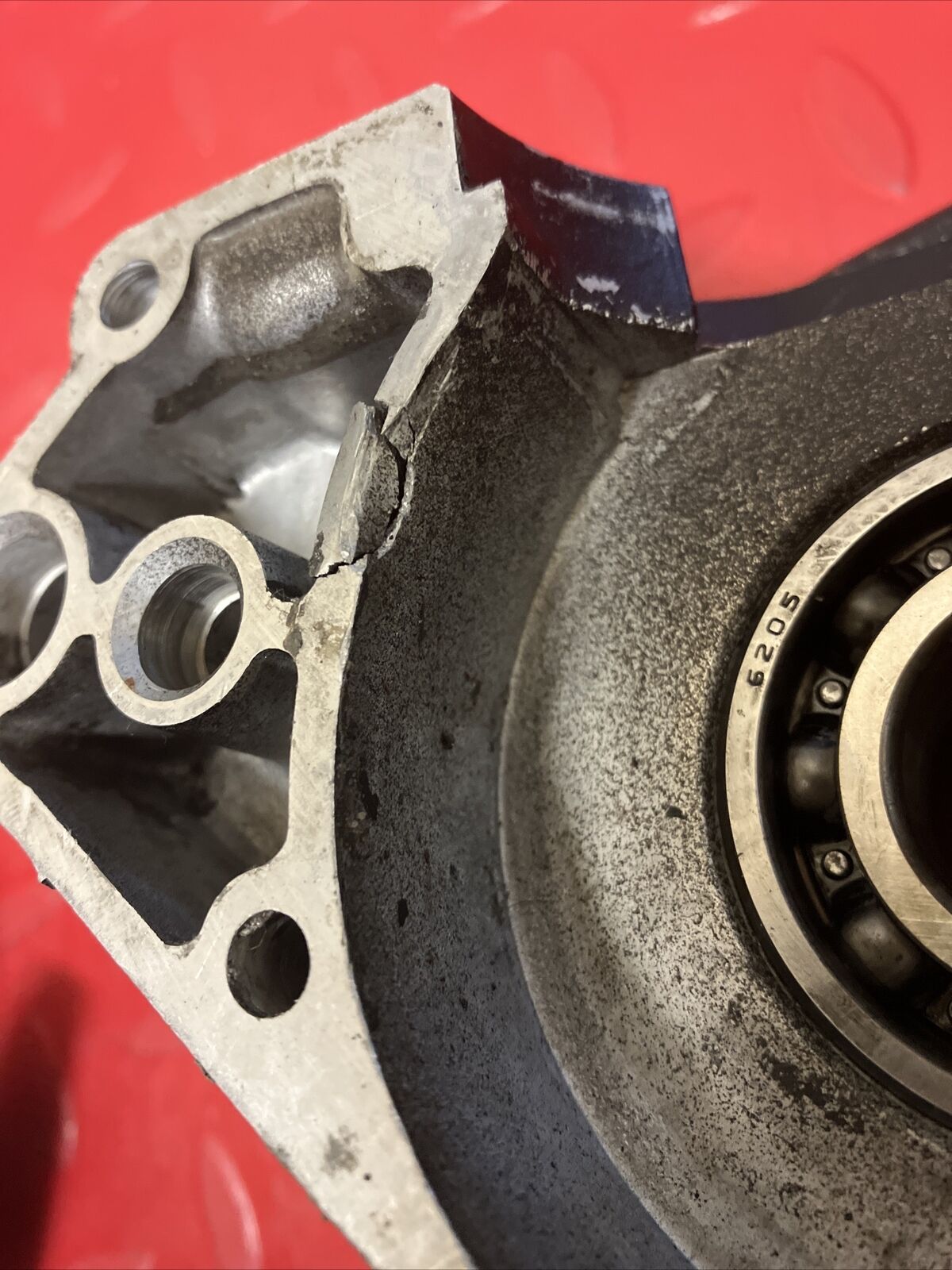 Yamaha YZ125 1983 left right crankcase crank case 1984 NEED REPAIR