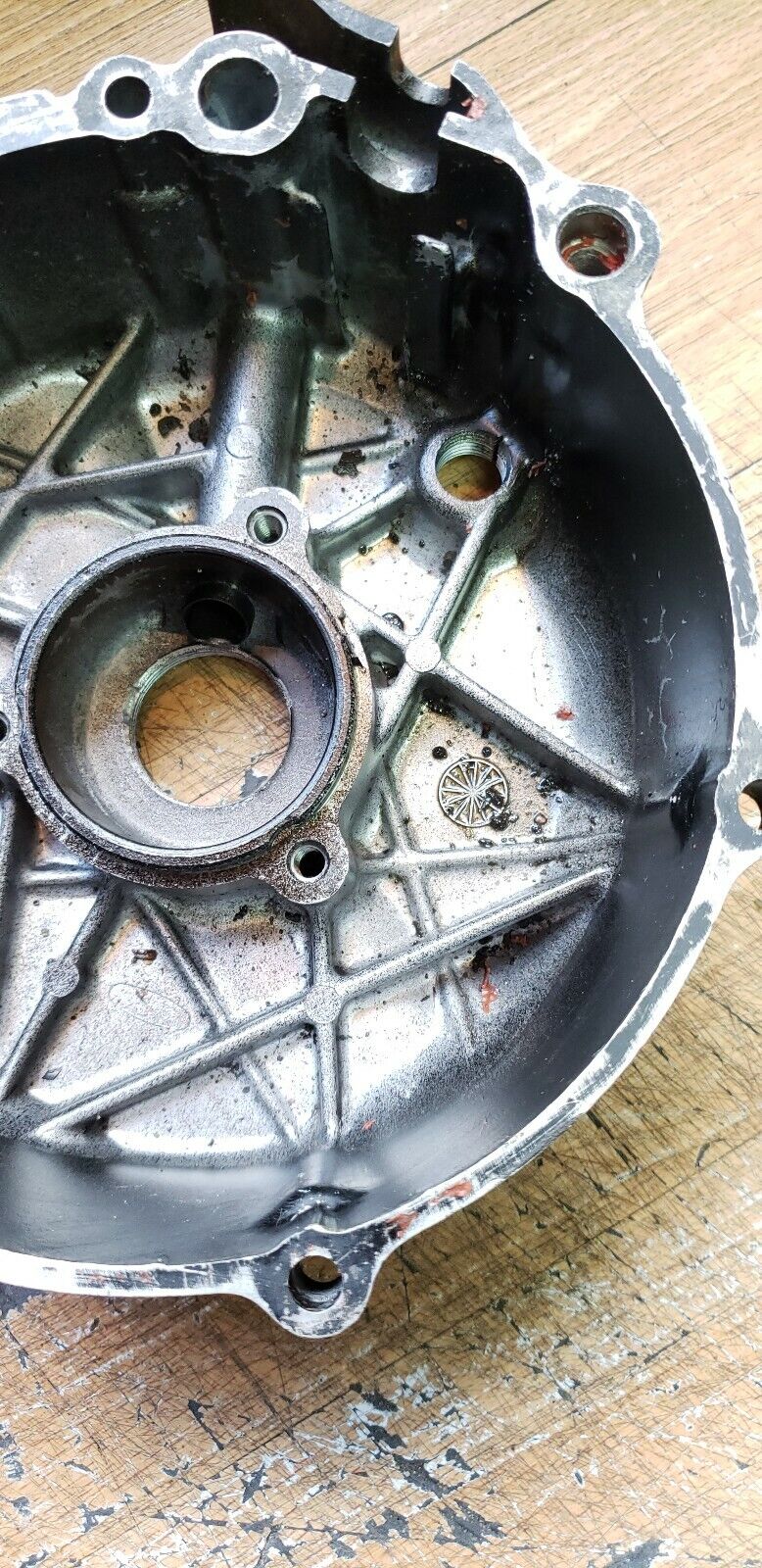Honda XL350R 1985 left stator alternator magneto crankcase cover