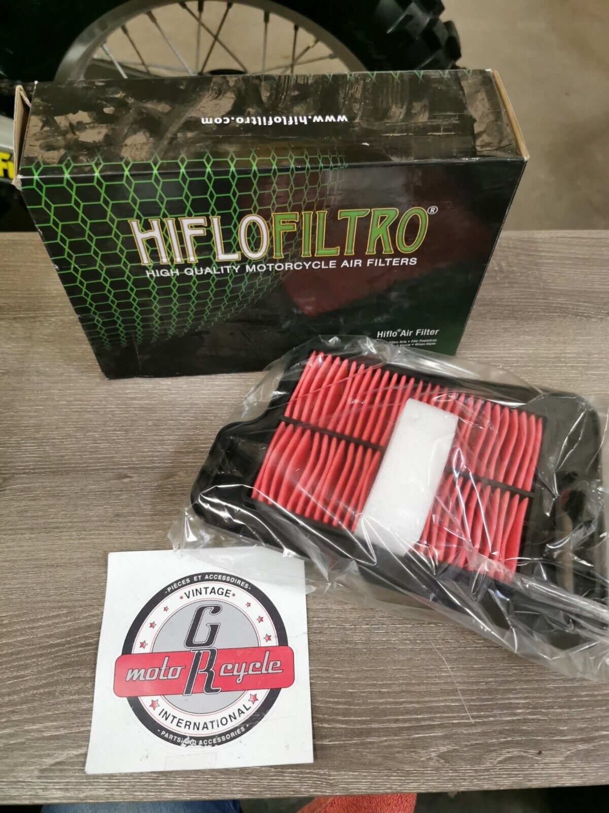 NOS HIFLOFILTRO BURGMAN 400 2003 - 2006 Air Cleaner HFA 3401 J37