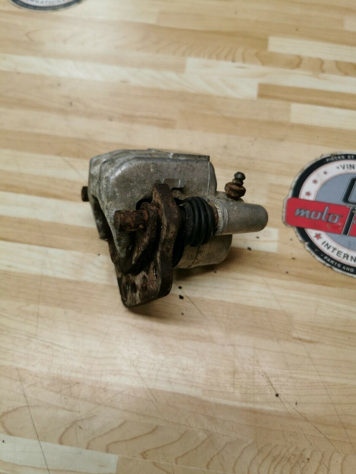 Kawasaki KX80 1990 front brake caliper