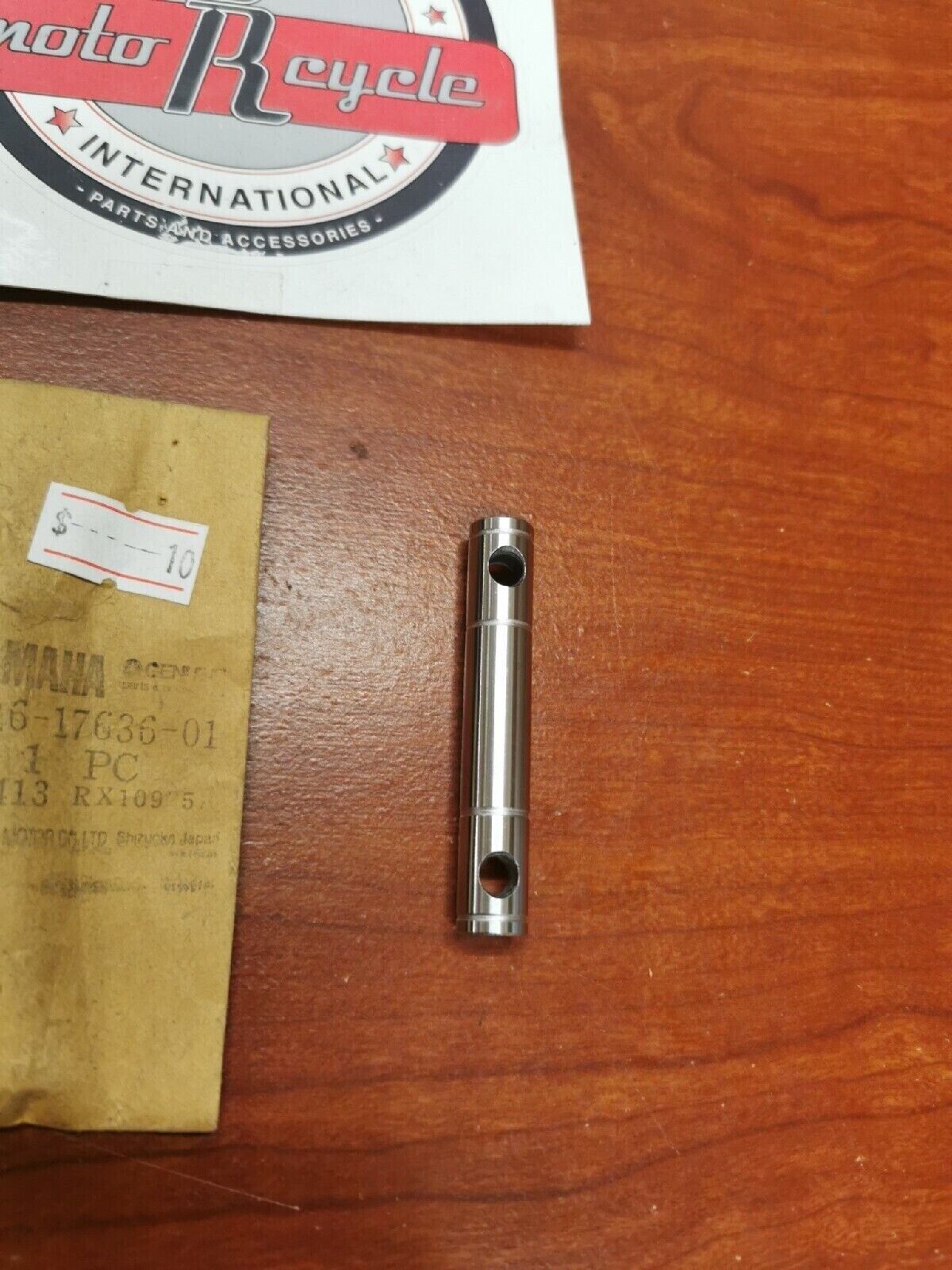 NOS Yamaha 1982 SR540F PIN 8R6-17636-01-00 Y69