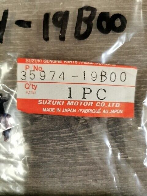NOS SUZUKI LTF250 LTF4WDX LTF250 BRACKET REAR 35974-19B00 S41